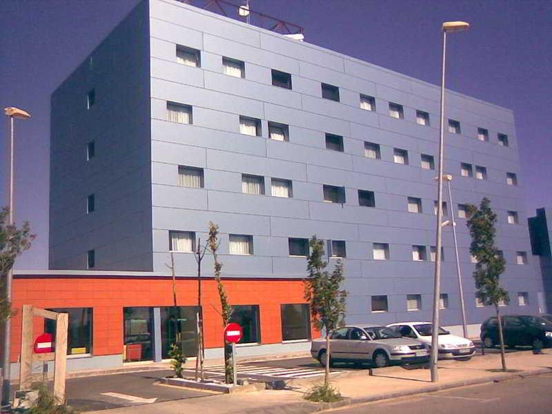 B&B Hotel Figueres Figueres  Bagian luar foto