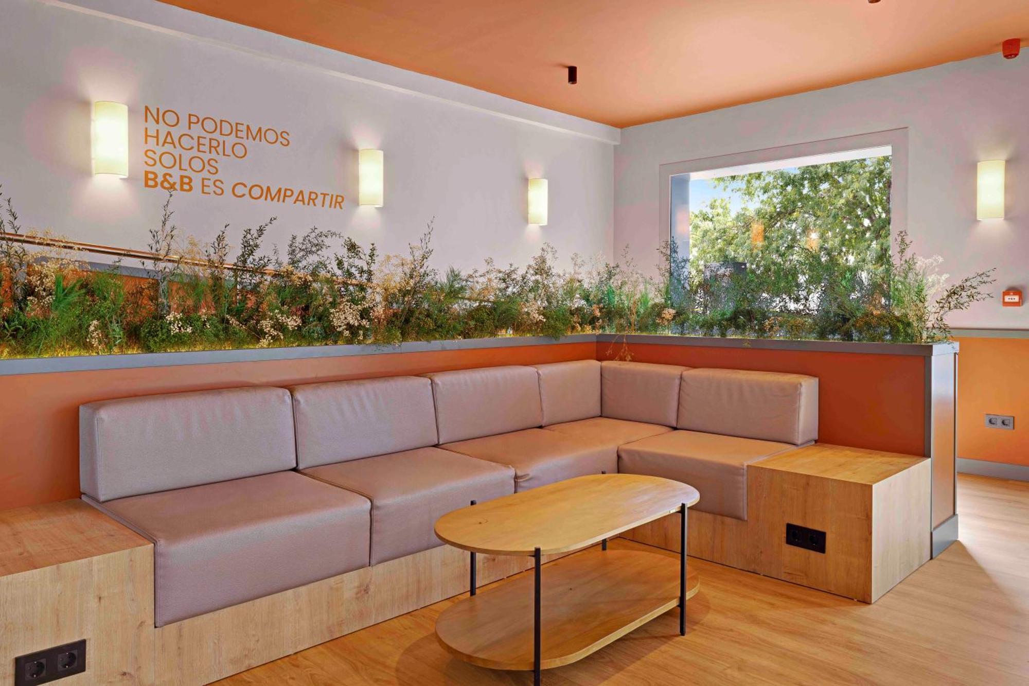B&B Hotel Figueres Figueres  Bagian luar foto
