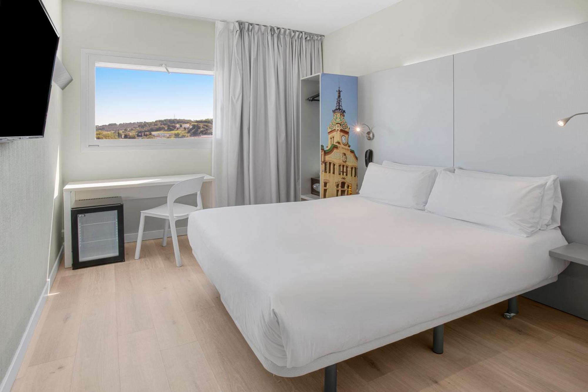 B&B Hotel Figueres Figueres  Bagian luar foto