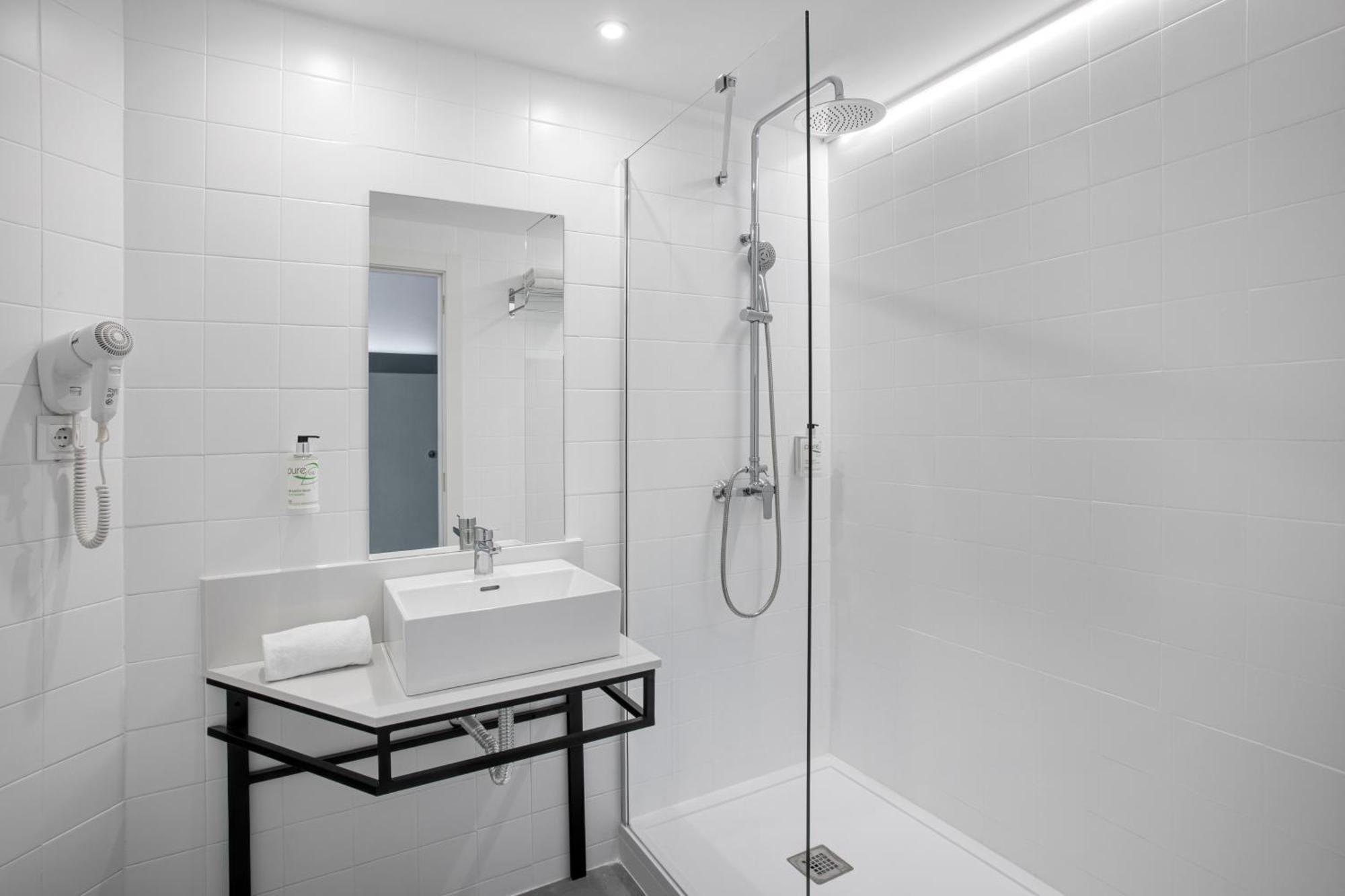 B&B Hotel Figueres Figueres  Bagian luar foto